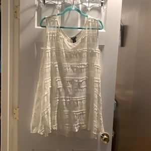 White lace tank top
